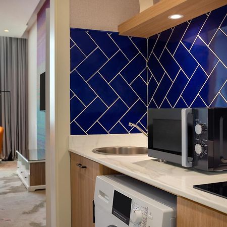 La Quinta By Wyndham Abu Dhabi Al Wahda Hotel ภายนอก รูปภาพ