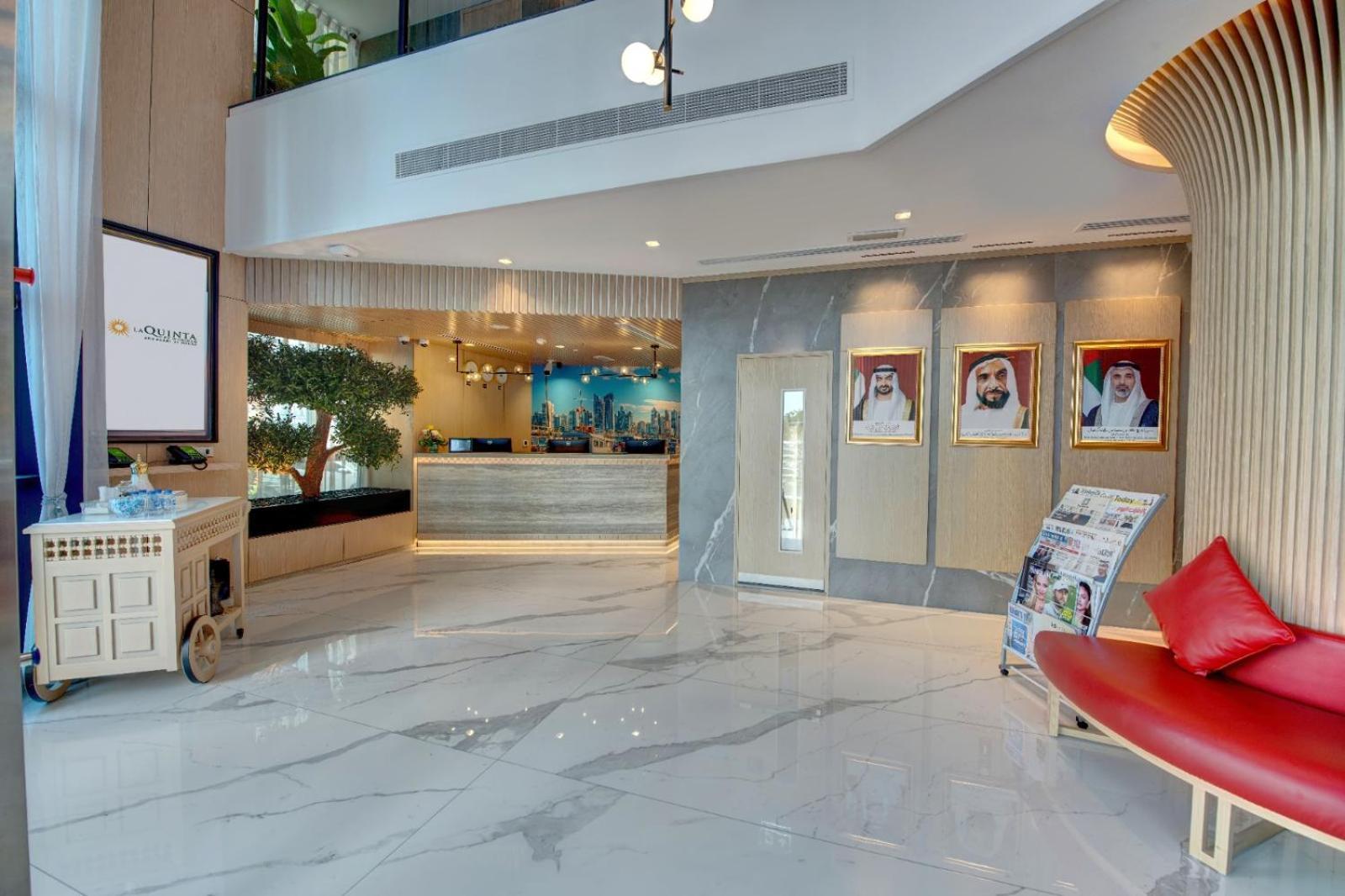 La Quinta By Wyndham Abu Dhabi Al Wahda Hotel ภายนอก รูปภาพ