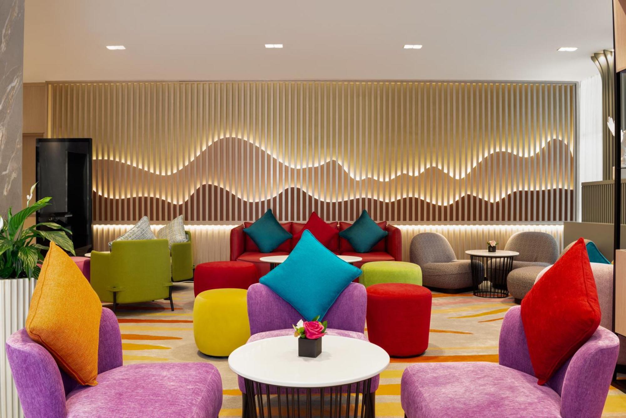 La Quinta By Wyndham Abu Dhabi Al Wahda Hotel ภายนอก รูปภาพ